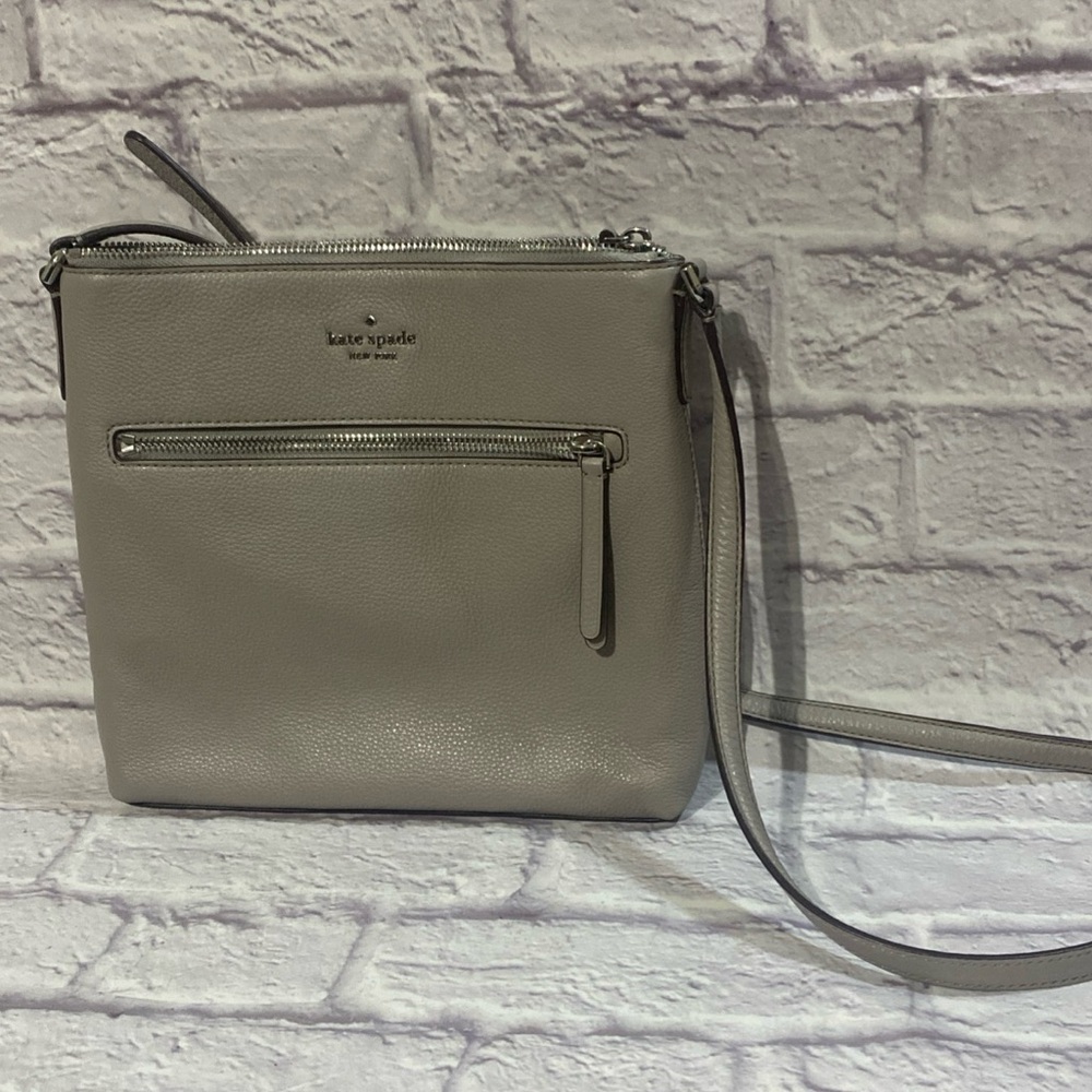Kate Spade New York Gray Pebble Leather TOP ZIP CROSSBODY